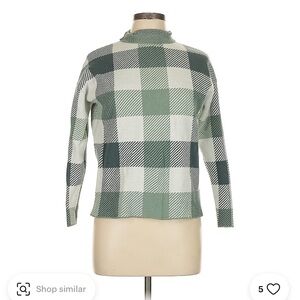 Tahari Plaid Green and White Women's Sweater